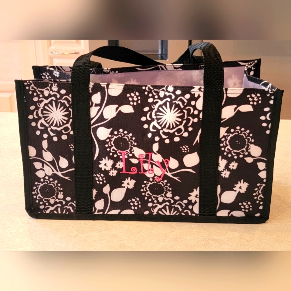 Thirty-one small Tote, with white flowers & personalized with the name Lily